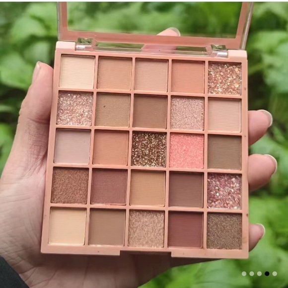 🤎25 Matte and Shimmer Earthtone eyeshadow palette - Picture 2 of 2